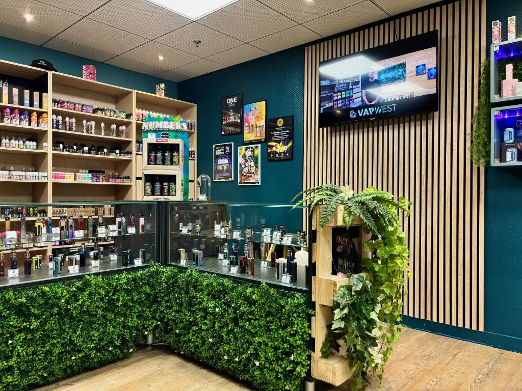 vapwest chateaulin interieur