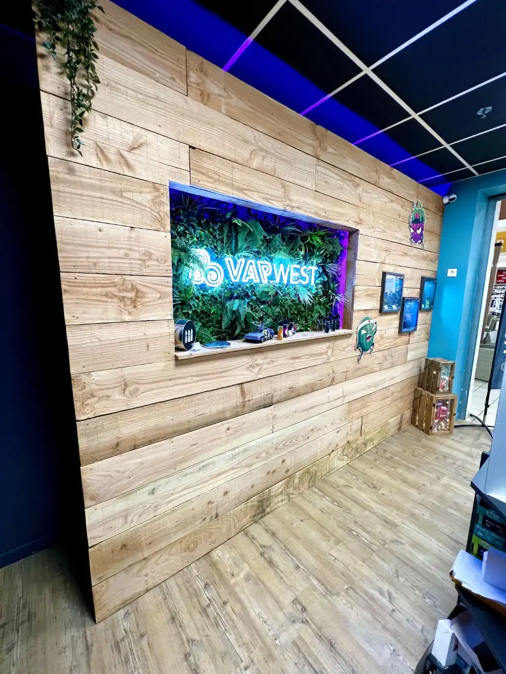 vapwest landerneau mur bois